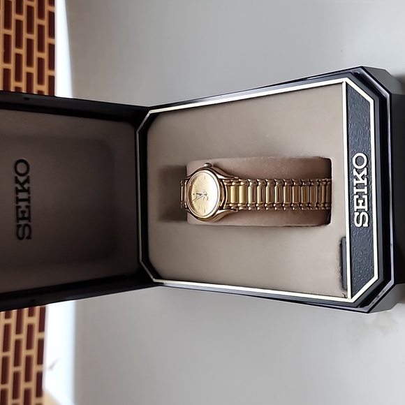 Seiko Jewelry - Seiko woman's watch vintage